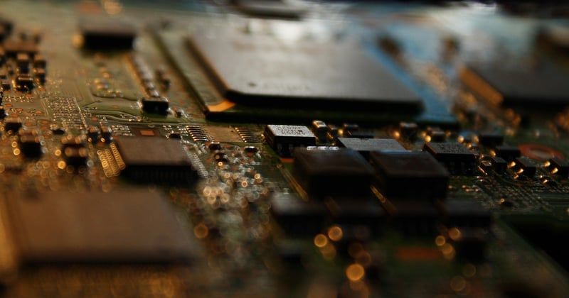 Comment recycler de vieux appareils électroniques en projets utiles en 2026